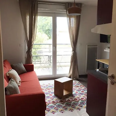 Quartier Euromedecine Apartment *